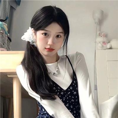 女管家